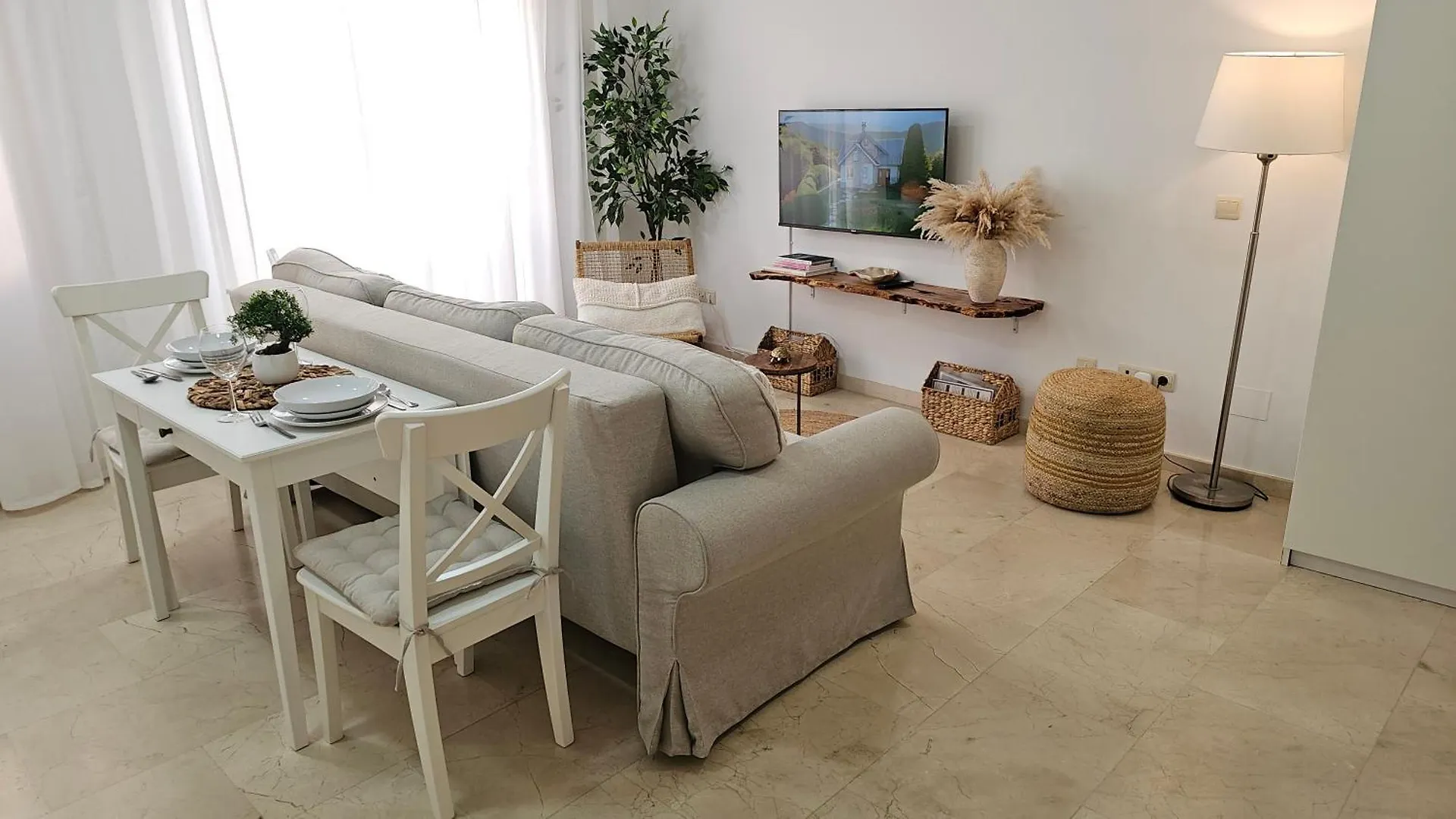 Loft Urbano City Center contacts